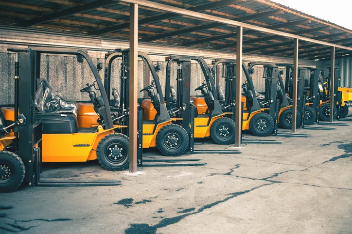 Selecting the Right Forklift Fleet Management Tools